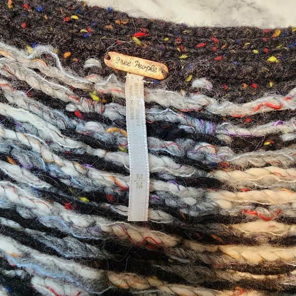 Free People Love Bug Fair Isle Lace Up Pullover Wool Blend Sweater Size Medium - Picture 5 of 12